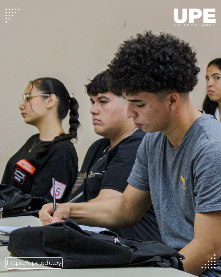 Curso de Admisión: Carrera de Odontología